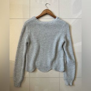 Dynamite scalloped hem sweater S